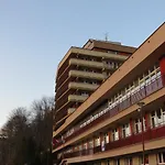 Sp Zoz Sanatorium Uzdrowiskowe Mswia W Krynicy-zdroju * 크리니차 즈드로이