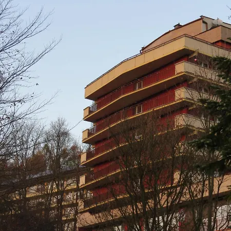 Sp Zoz Sanatorium Uzdrowiskowe Mswia W Krynicy-zdroju ホテル クリニツァ・ズドルイ