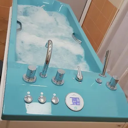 Sp Zoz Sanatorium Uzdrowiskowe Mswia W Krynicy-zdroju Hotel *
