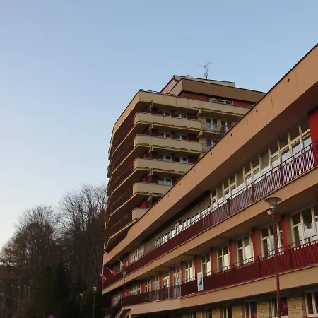 Sp Zoz Sanatorium Uzdrowiskowe Mswia W Krynicy-zdroju * Krynica Zdroj