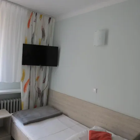 ホテル Sp Zoz Sanatorium Uzdrowiskowe Mswia W Krynicy-zdroju クリニツァ・ズドルイ